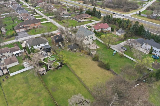 115 Hillside Lane, Burr Ridge, IL 60527