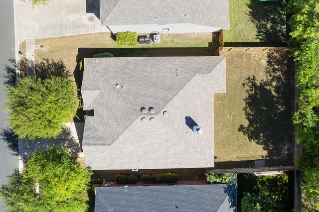 429 Falcon LN, Leander, TX 78641