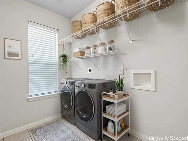 429 Falcon LN, Leander, TX 78641