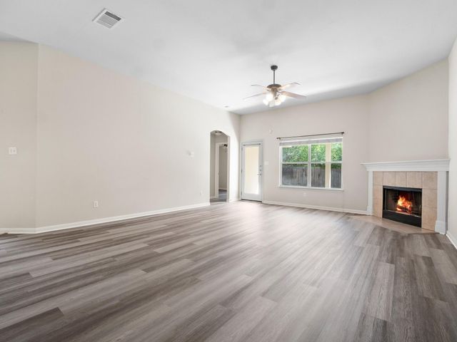 429 Falcon LN, Leander, TX 78641