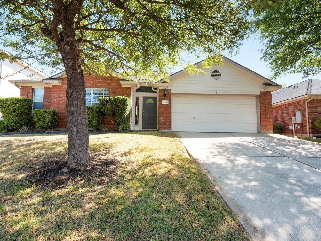 429 Falcon LN, Leander, TX 78641