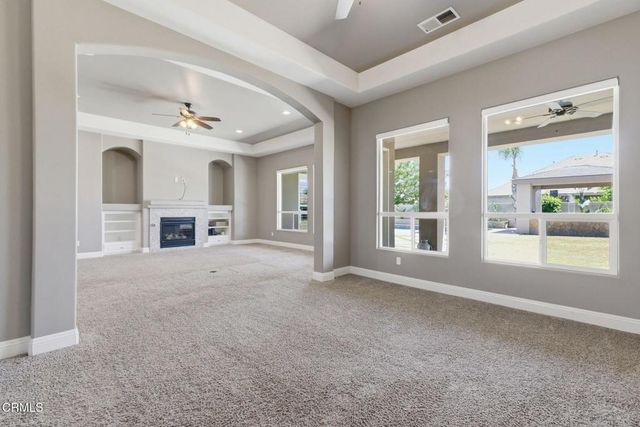 8823 Cripple Creek Avenue, Bakersfield, CA 93312