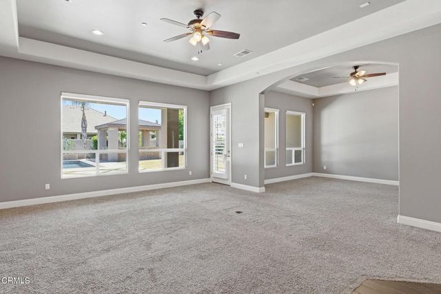 8823 Cripple Creek Avenue, Bakersfield, CA 93312