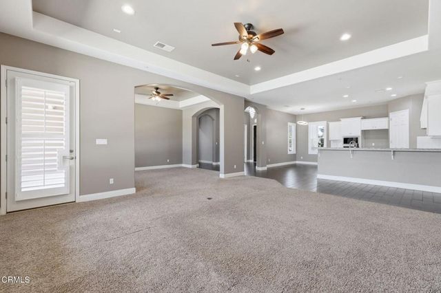 8823 Cripple Creek Avenue, Bakersfield, CA 93312