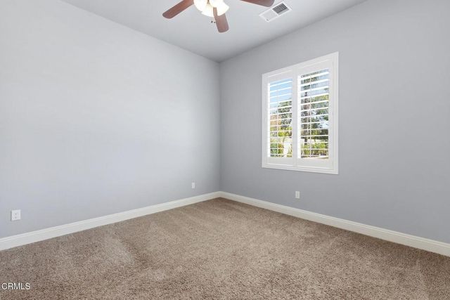 8823 Cripple Creek Avenue, Bakersfield, CA 93312