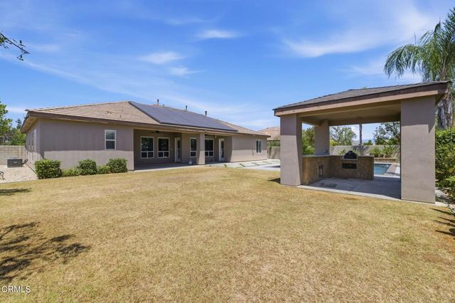 8823 Cripple Creek Avenue, Bakersfield, CA 93312