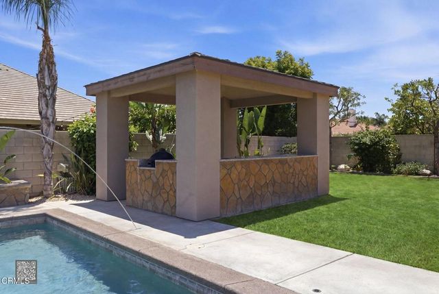 8823 Cripple Creek Avenue, Bakersfield, CA 93312