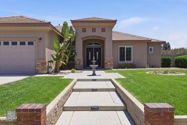 8823 Cripple Creek Avenue, Bakersfield, CA 93312