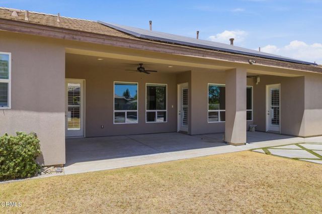 8823 Cripple Creek Avenue, Bakersfield, CA 93312