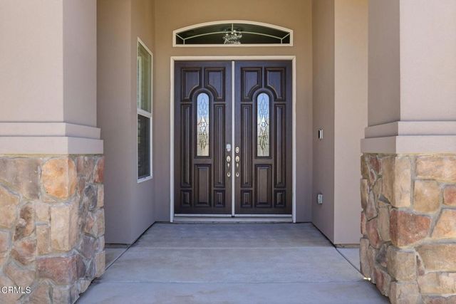 8823 Cripple Creek Avenue, Bakersfield, CA 93312