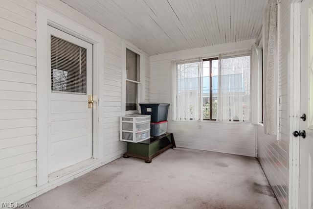 107 North Avenue W, Geneva, OH 44041