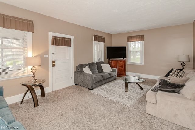 107 North Avenue W, Geneva, OH 44041