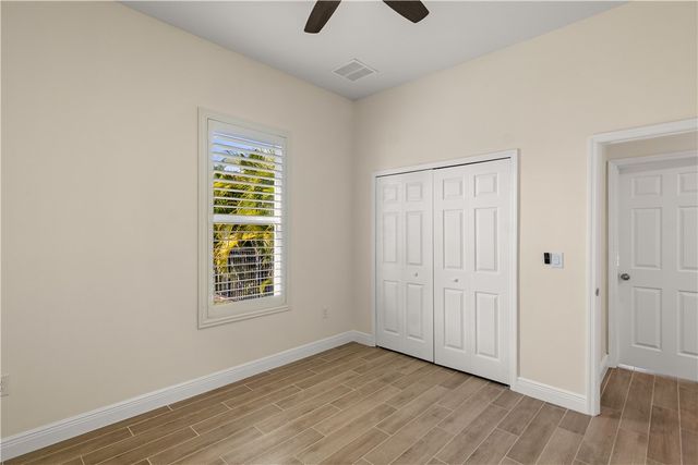 2591 Saint Lucia Circle, Vero Beach, FL 32967