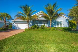 2591 Saint Lucia Circle, Vero Beach, FL 32967