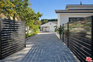 4522 Mammoth Avenue, Sherman Oaks, CA 91423