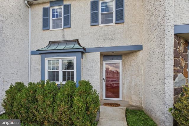 235 LAWNDALE AVE, King Of Prussia, PA 19406
