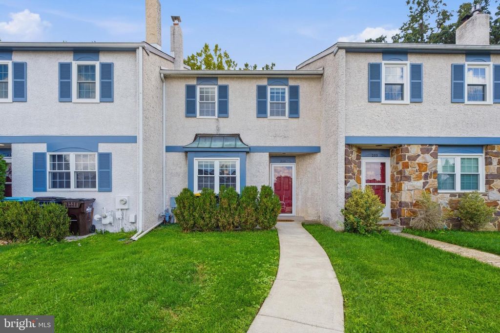 235 LAWNDALE AVE, King Of Prussia, PA 19406