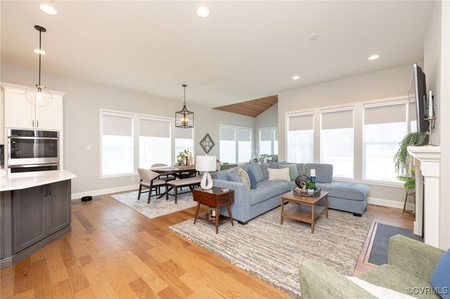 5024 Rivermere Ln, Glen Allen, VA 23059