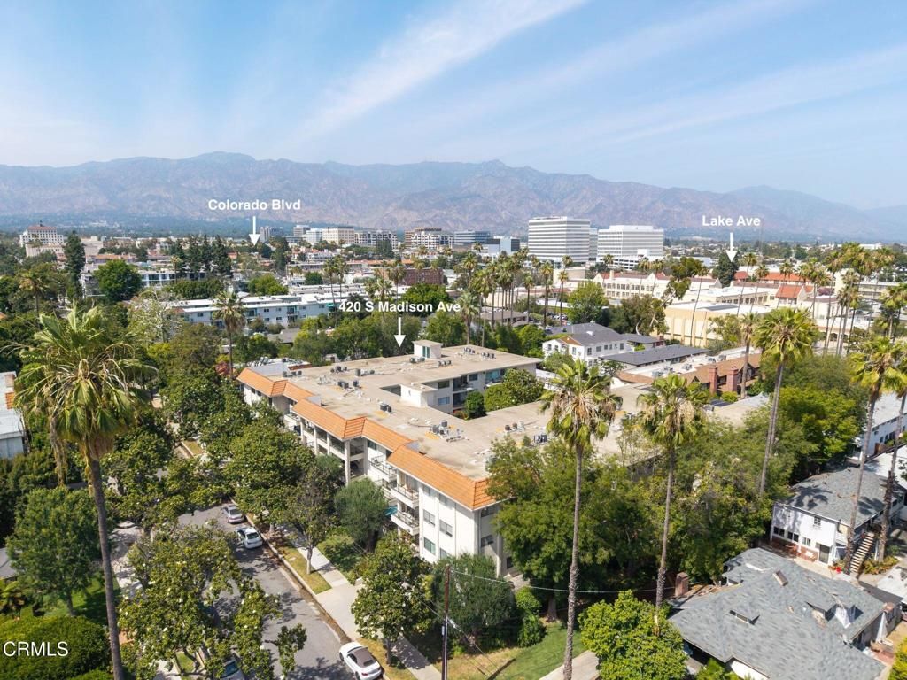 Image 22 of property listing at 420 S Madison Avenue 105, Pasadena, CA 91101
