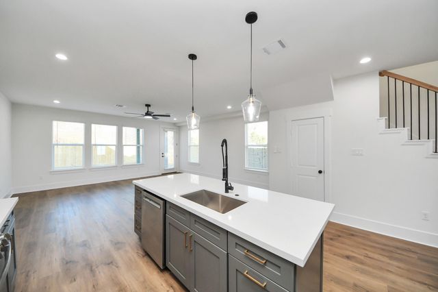 5531 Nielan Street B, Houston, TX 77028