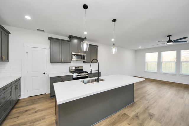 5531 Nielan Street B, Houston, TX 77028