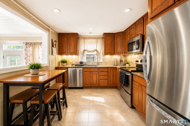 269 Wakelee Avenue, Stratford, CT 06614