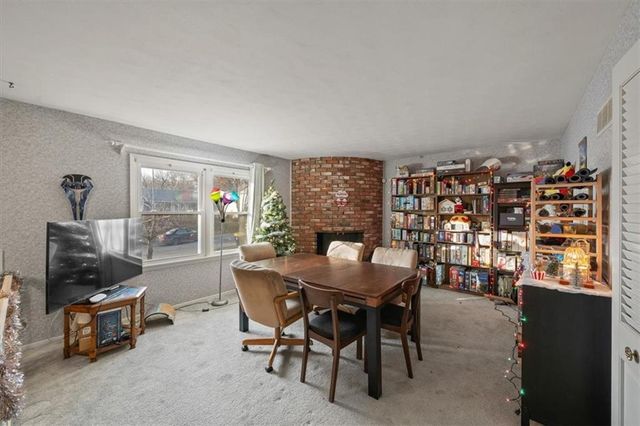 8807 Ford Avenue, Raytown, MO 64138