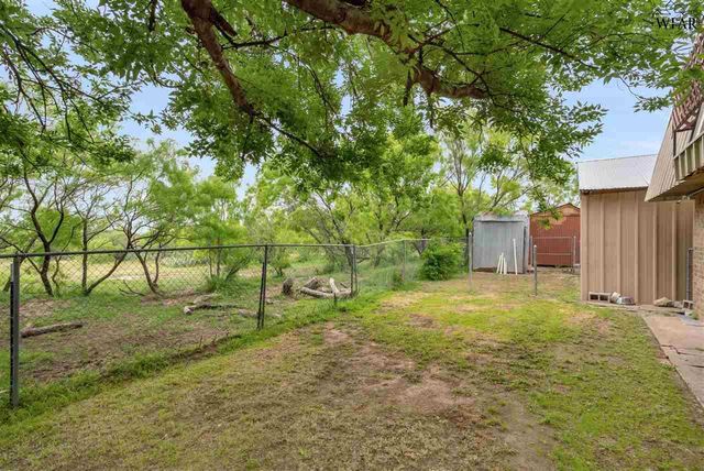 8188 FM 1206, Iowa Park, TX 76367