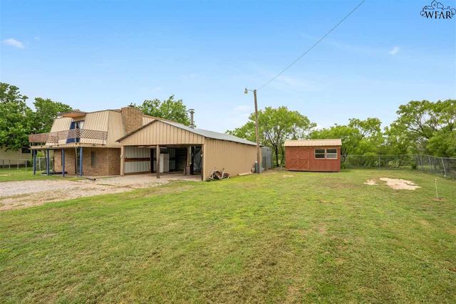 8188 FM 1206, Iowa Park, TX 76367