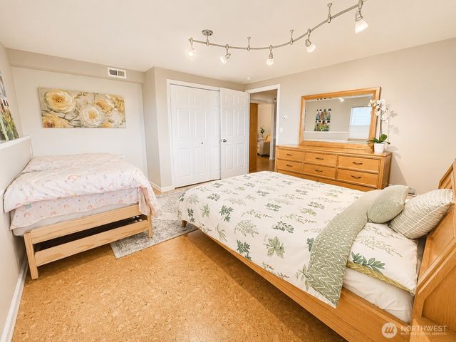 29816 2nd Avenue SW, Federal Way, WA 98023