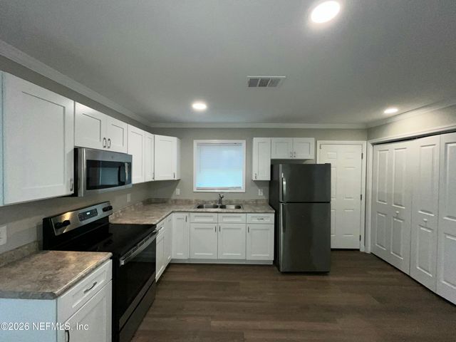 2065 W 14TH Street, Jacksonville, FL 32209