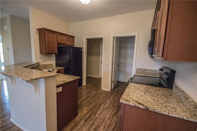 1240 Marigold, Centerton, AR 72719