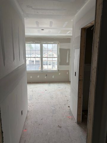 5 Broad Avenue, Concord, NH 03301