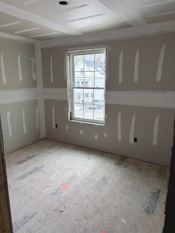 5 Broad Avenue, Concord, NH 03301