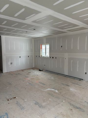 5 Broad Avenue, Concord, NH 03301