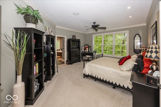 8809 William Penn Circle, Indianapolis, IN 46256
