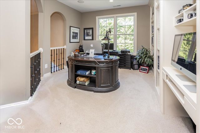 8809 William Penn Circle, Indianapolis, IN 46256