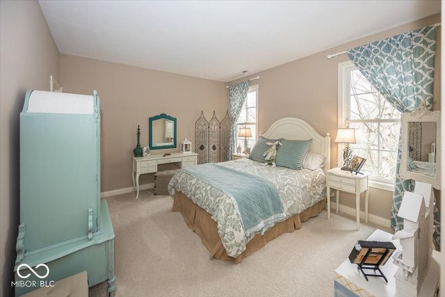 8809 William Penn Circle, Indianapolis, IN 46256