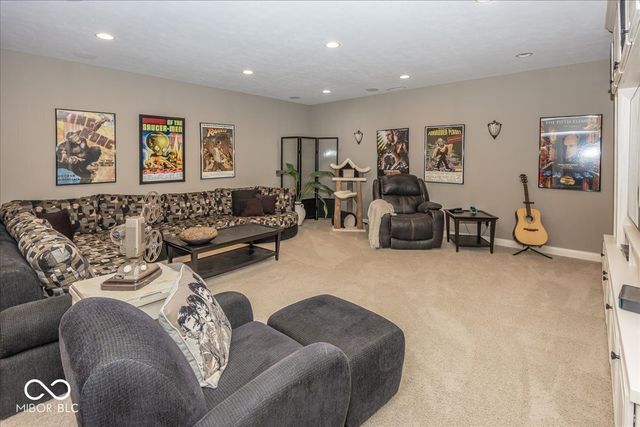 8809 William Penn Circle, Indianapolis, IN 46256