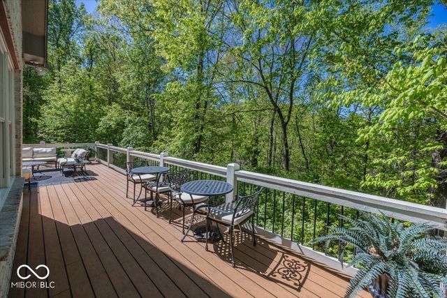 8809 William Penn Circle, Indianapolis, IN 46256