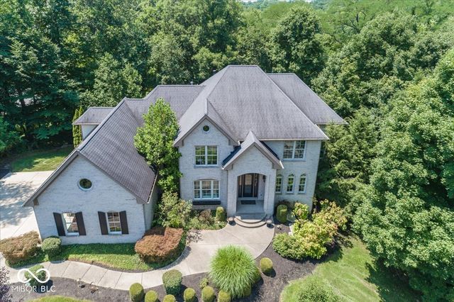 8809 William Penn Circle, Indianapolis, IN 46256