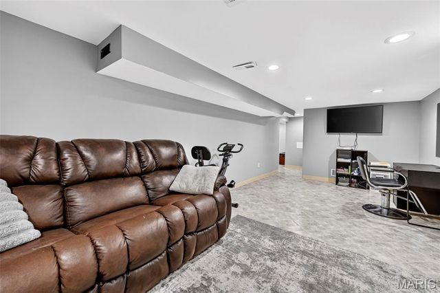 9713 Shuffle Drive, Affton, MO 63123