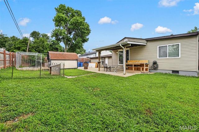 9713 Shuffle Drive, Affton, MO 63123