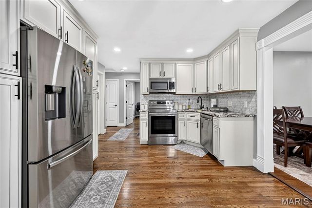 9713 Shuffle Drive, Affton, MO 63123