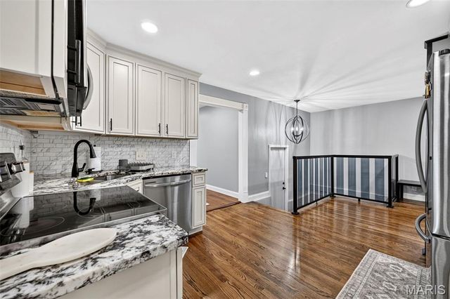 9713 Shuffle Drive, Affton, MO 63123