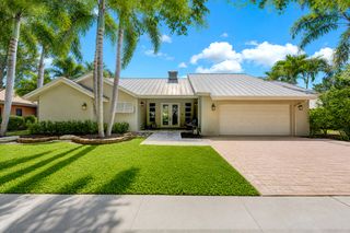 1920 Parkside Circle S, Boca Raton, FL 33486