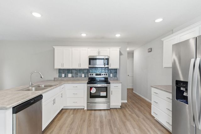 1325 W Brower Street, Springfield, MO 65802