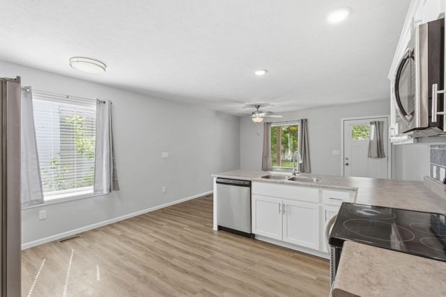 1325 W Brower Street, Springfield, MO 65802