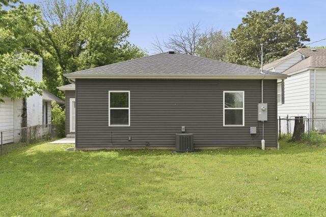 1325 W Brower Street, Springfield, MO 65802