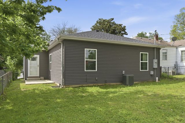 1325 W Brower Street, Springfield, MO 65802